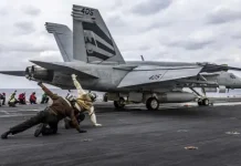 САЩ призоваха Иран да постигне незабавно споразумение, в противен случай е възможна инвазия