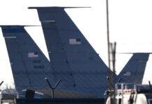 Четири военни самолета – цистерни на САЩ излетяха от летище София