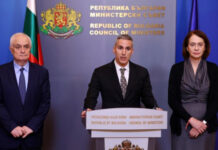 Гюров: Ситуацията още не е критична, имаме стратегия как да се защитим. НАТО също се грижи за нас