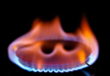 Цените на газа в Европа скочиха с над 20%, а на петрола с над 10% само за няколко часа