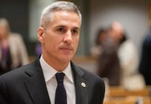 Съдът на ЕС пред произнасяне: Гюров е отстранен правомерно от БНБ – под въпрос е легитимността му като премиер