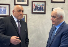 Служебният министър Запрянов отиде в централата на ГЕРБ да моли Борисов за подкрепа