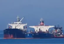 CNN: Иран планира специални тарифи за кораби на съюзниците на САЩ