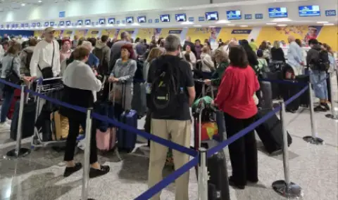 parvi-polet-s-balgari-ot-dubai-se-ochakva-da-kacne-vav-varna-dnes-1