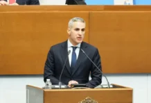 Премиерът Гюров няма да гони американските самолети, иска да ги мести