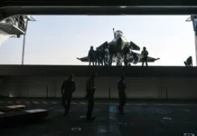 Русия предупреди Европа да не приема френски ядрени бомбардировачи