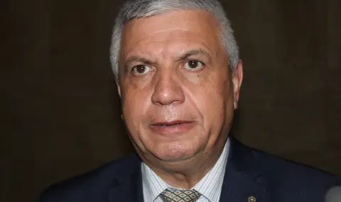 agencia-mitnici-s-nov-shef-1