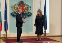 Румен Радев върна изпълнен мандат с кабинет