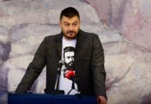 ВИЖТЕ КАК БАРЕКОВ ИЗТОЧИ ЕВРОПАРЛАМЕНТА! С€кс екскурзии до Малдивите със “сътруднички”. Шофьори наливат шампанско и му гладят гащите (СКАНДАЛНО РАЗСЛЕДВАНЕ)
