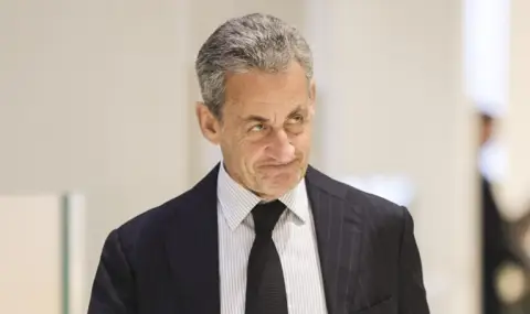 nikola-sarkozi-nevinen-sam-1