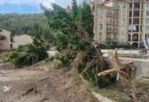 8 месеца след потопа в Елените: Разрушения, липса на инфраструктура и нови съмнения за незаконно строителство
