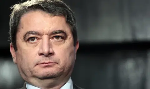 emanuil-iordanov-za-ostavkata-na-georgi-kandev-dve-mediini-zvezdi-v-edno-ministerstvo-sa-v-poveche-1