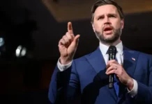 Джей Ди Ванс: Администрацията на Тръмп се провали в комуникацията около документите за Епстийн
