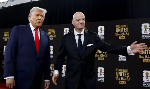 donald-tramp-s-nelovko-povedenie-pri-nagrajdavaneto-na-ispania-sled-svetovnia-final-1