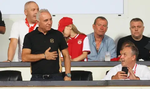 hristo-stoichkov-cska-raste-bez-limit-voina-mejdu-fifa-i-uefa-nama-da-ima-1