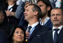 Изритаха шеф във ФИФА, дръзнал да се опълчи на Инфантино