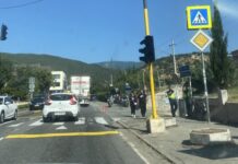 Жители на Кресна: В петък и в неделя не излизаме!