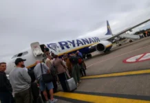 Ryanair предупреди: Авиокомпаниите не могат да поддържат ниски цените на билетите при сегашните нива на петрола