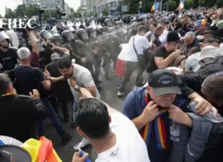 Десетки са ранени и арестувани след тежки сблъсъци в центъра на Букурещ
