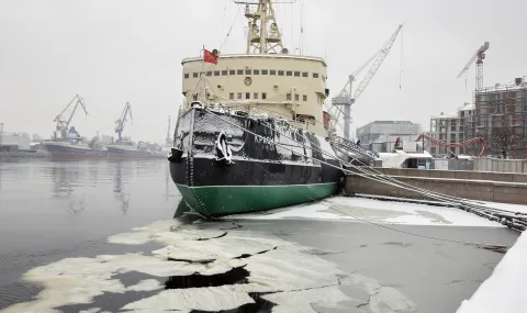 iznosat-na-ruski-petrol-prez-arktika-narastva-na-fona-na-krizata-v-svetovnia-morski-transport-1