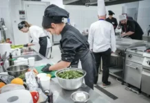 35 000 разрешения за чужди работници са издадени за 6 месеца